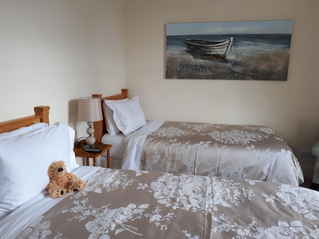 Min Y Don Guest House Лланфэрфечейн Экстерьер фото