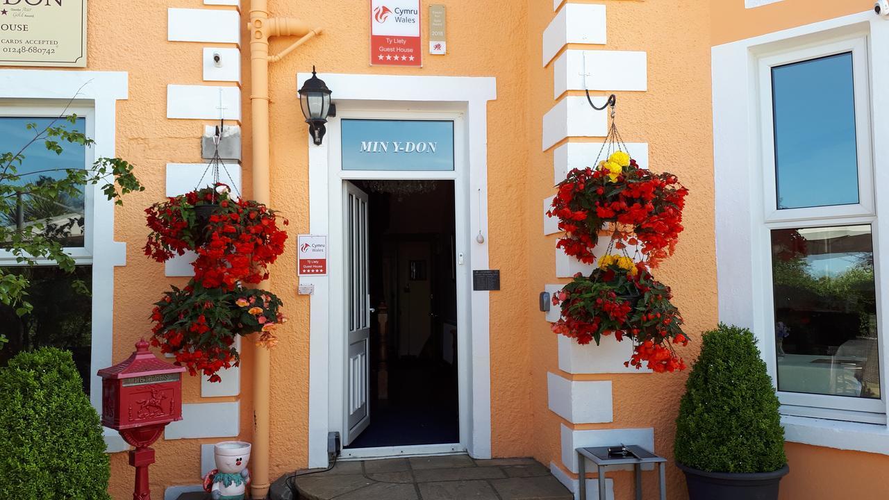 Min Y Don Guest House Лланфэрфечейн Экстерьер фото